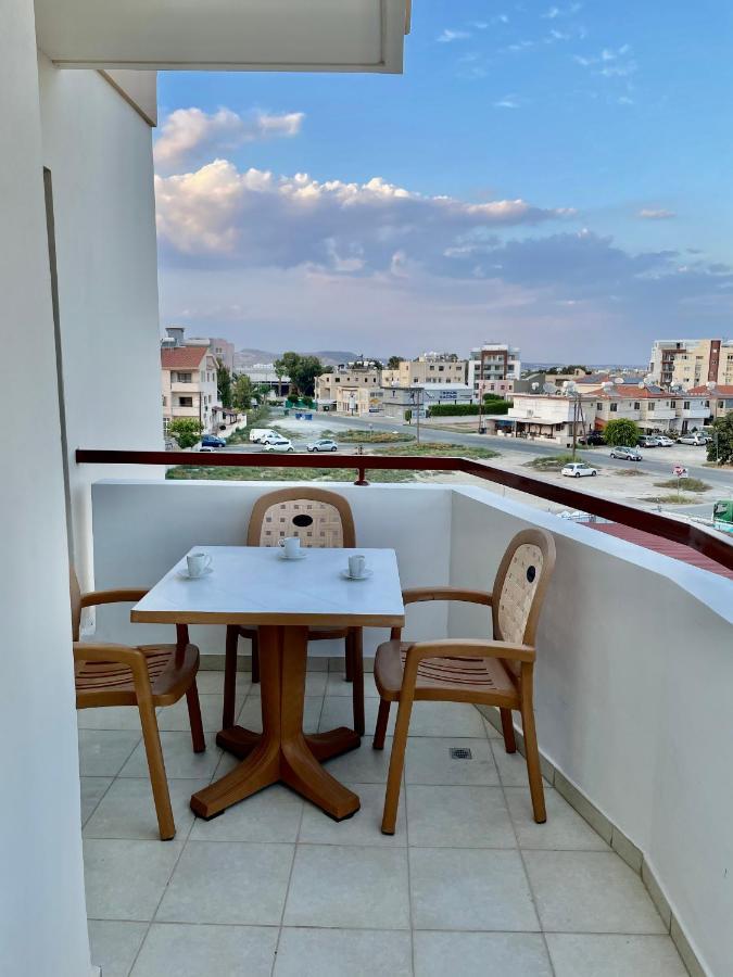 Ferienwohnung Cyprus Penelope Larnaka Exterior foto